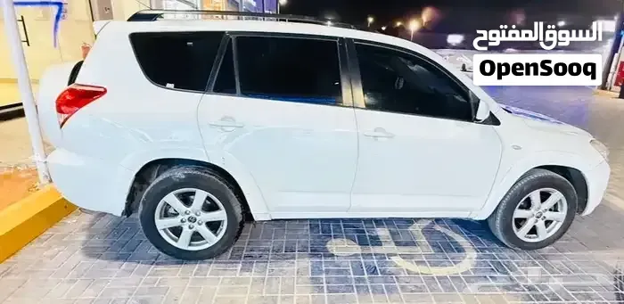 Toyota Rav 4 2007 photo 2