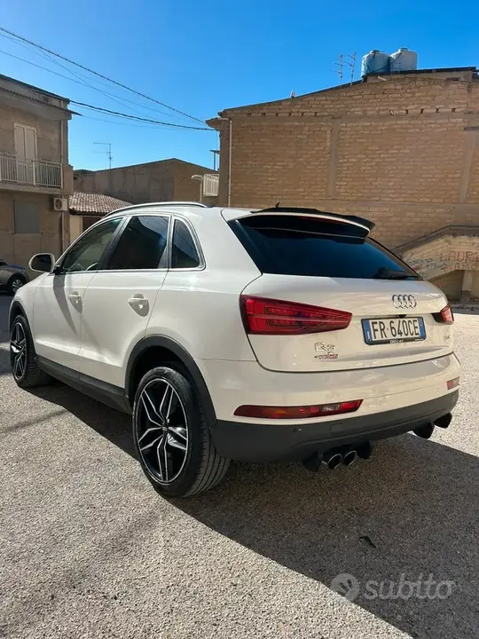 Audi Q3 2016 photo 2