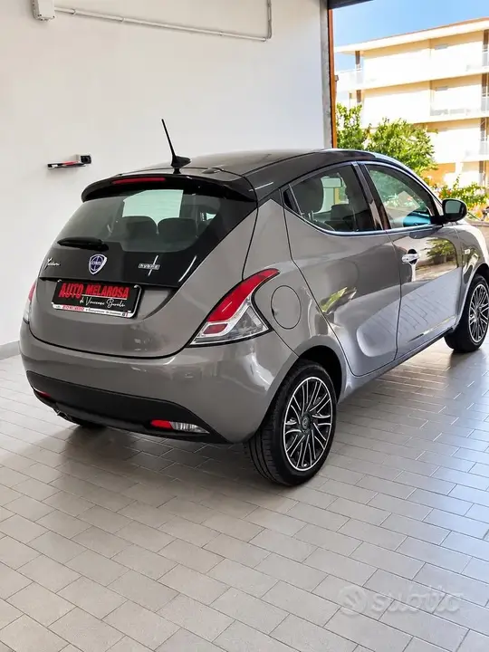 Lancia Ypsilon 2023 photo 5