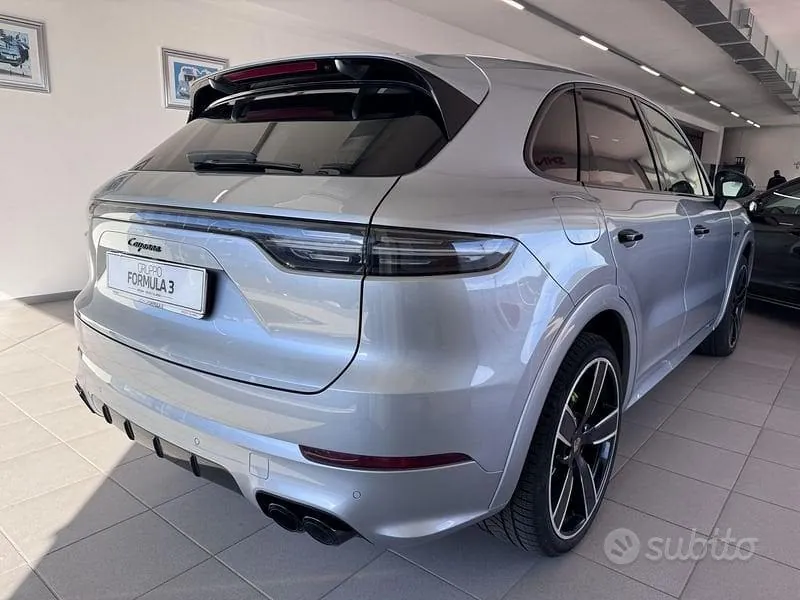Porsche Cayenne 2021 photo 3