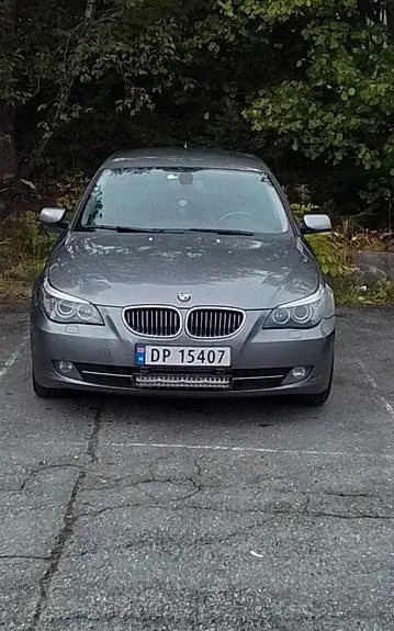 BMW 520I