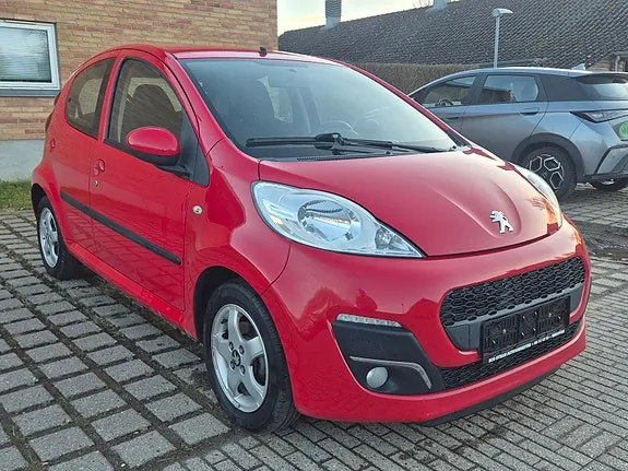 Peugeot 107 2012 photo 2