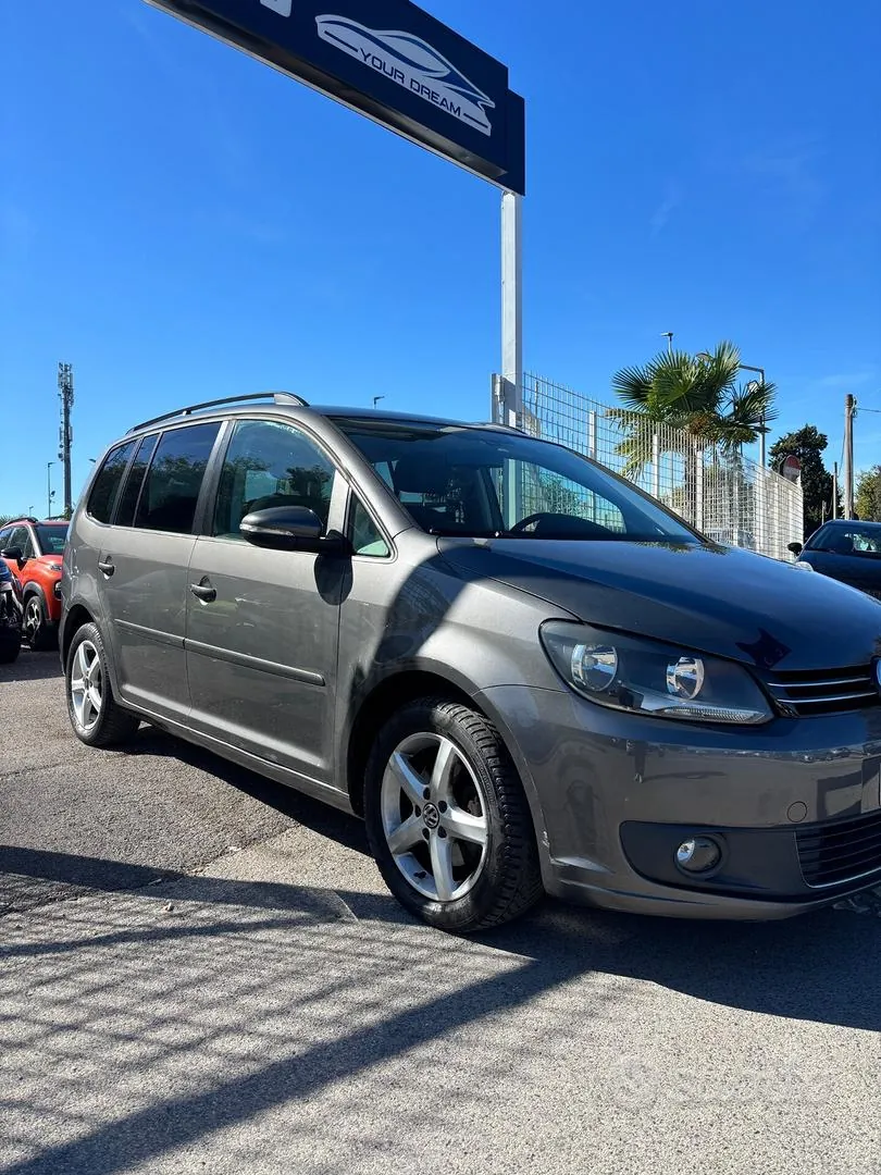 Volkswagen Touran