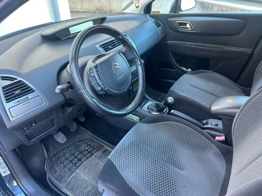 Citroen C4 2008 photo 2