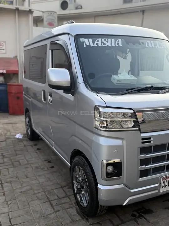 Toyota Pixis Van