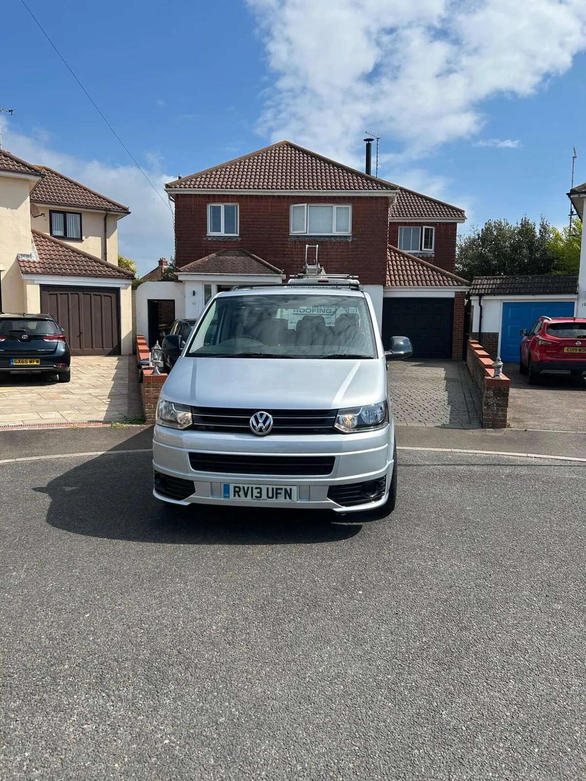 Volkswagen Transporter Shuttle 2013 photo 2