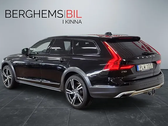 Volvo V90 Cross Country 2018 photo 4