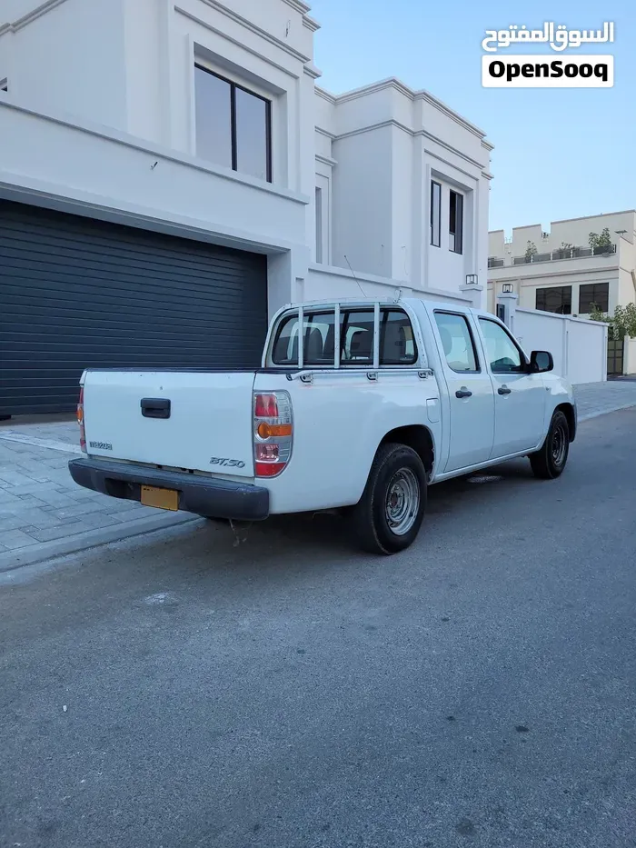 Mazda Bt-50 2010 photo 3