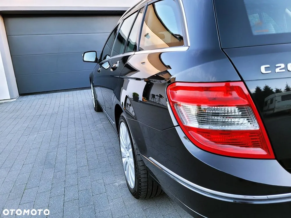 Mercedes-Benz C-Class 2008 photo 4