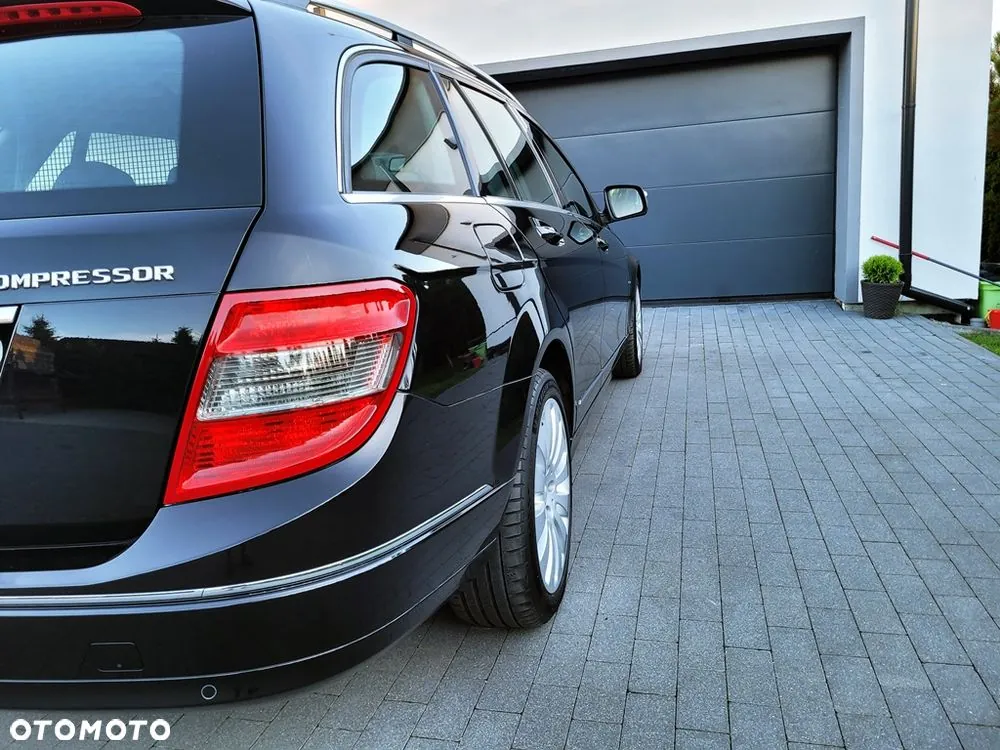 Mercedes-Benz C-Class 2008 photo 3