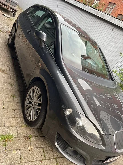 Seat Leon 2011 photo 3