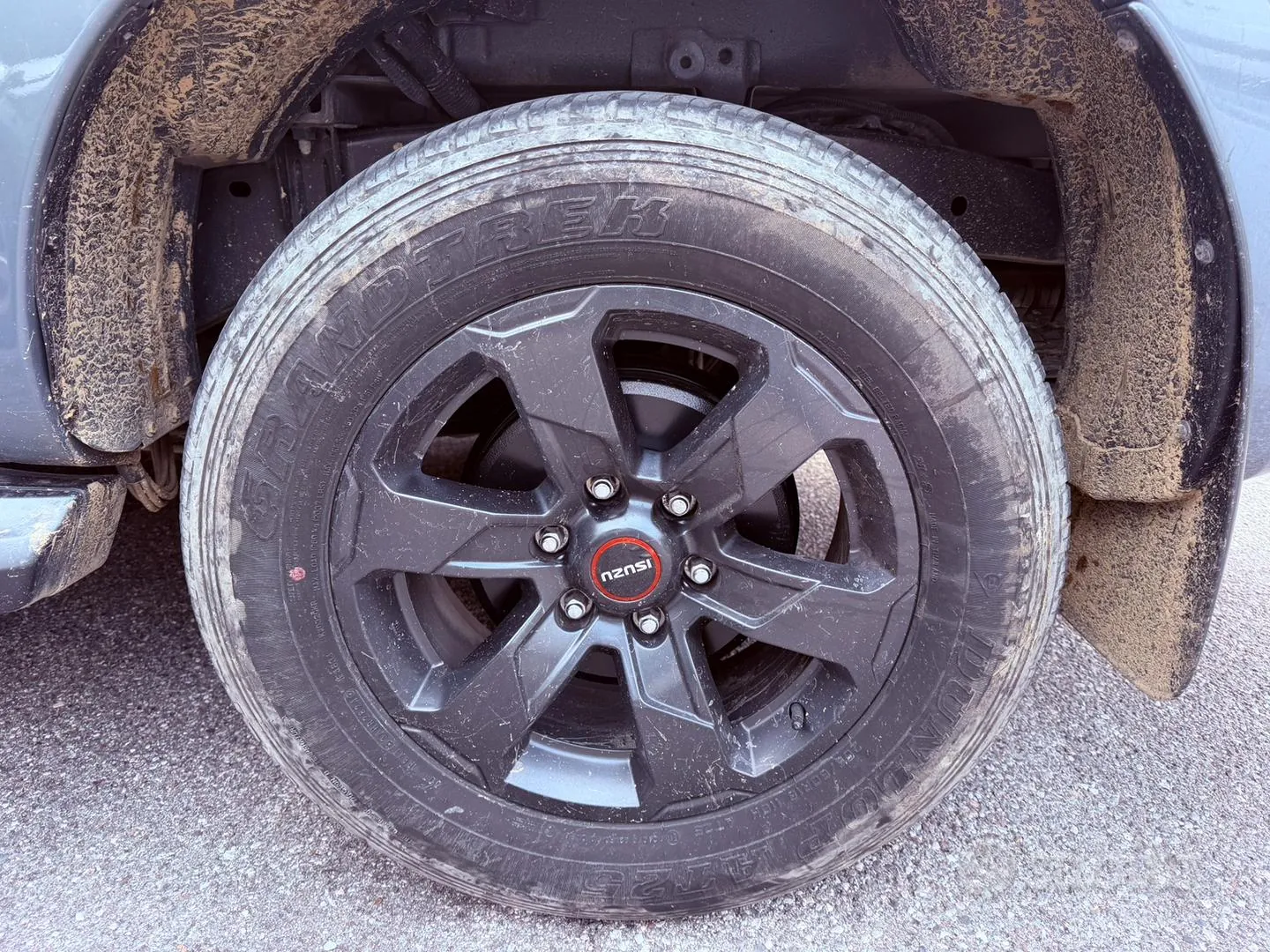 Isuzu D-Max 2025 photo 3