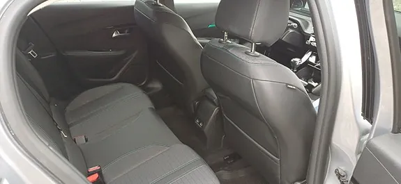 Peugeot 208 2021 photo 4