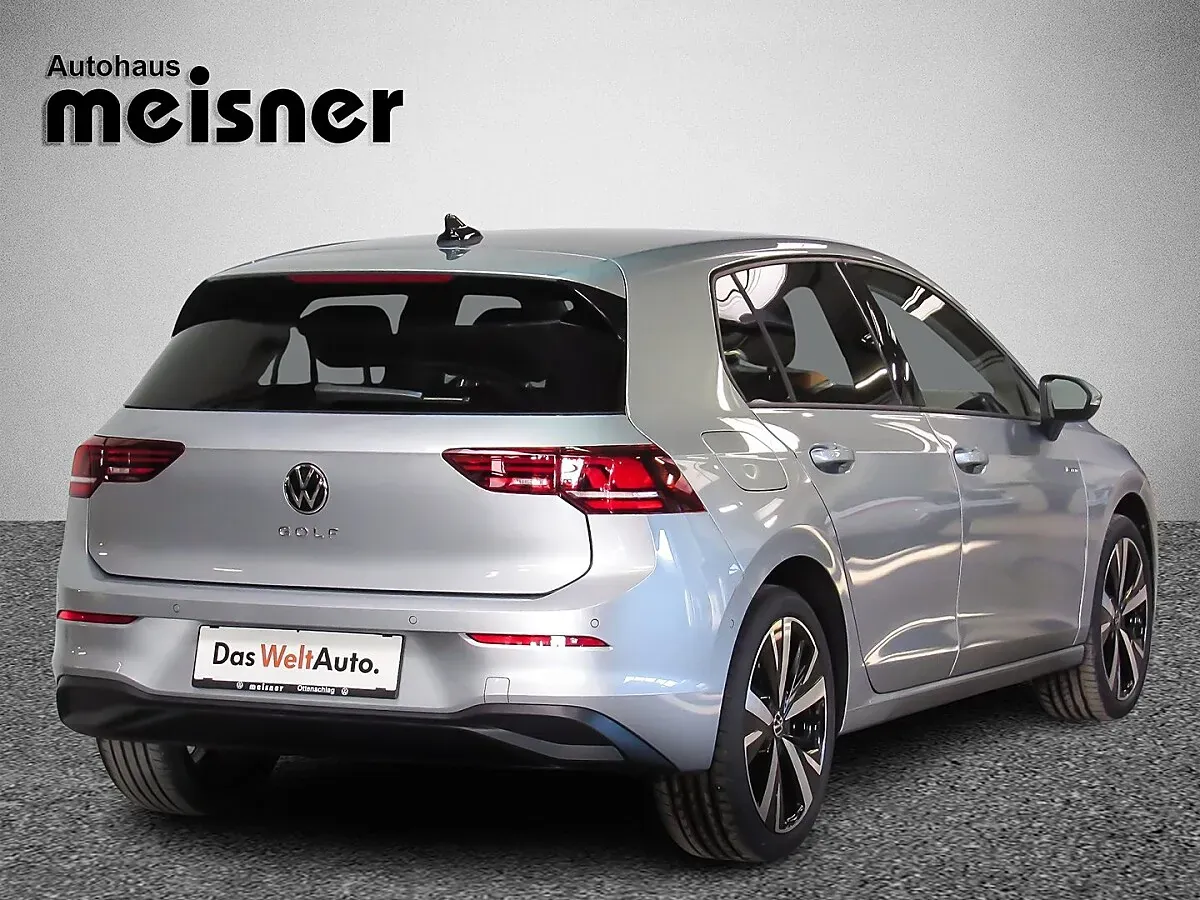 Volkswagen Golf 2026 photo 3