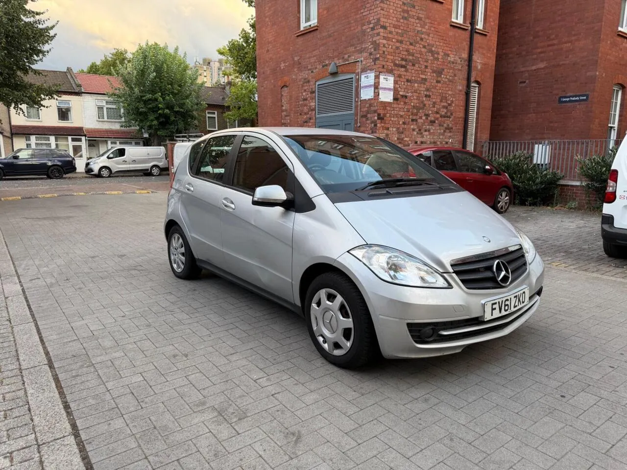 Mercedes-Benz A-Class 2012 photo 5