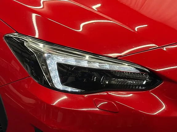 Subaru Xv 2018 photo 5