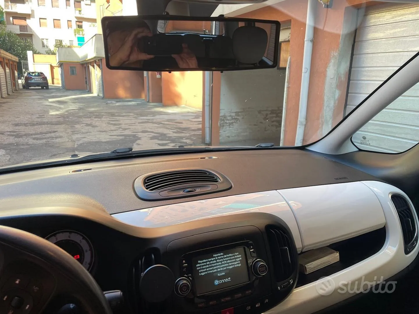 Fiat 500L 2015 photo 2