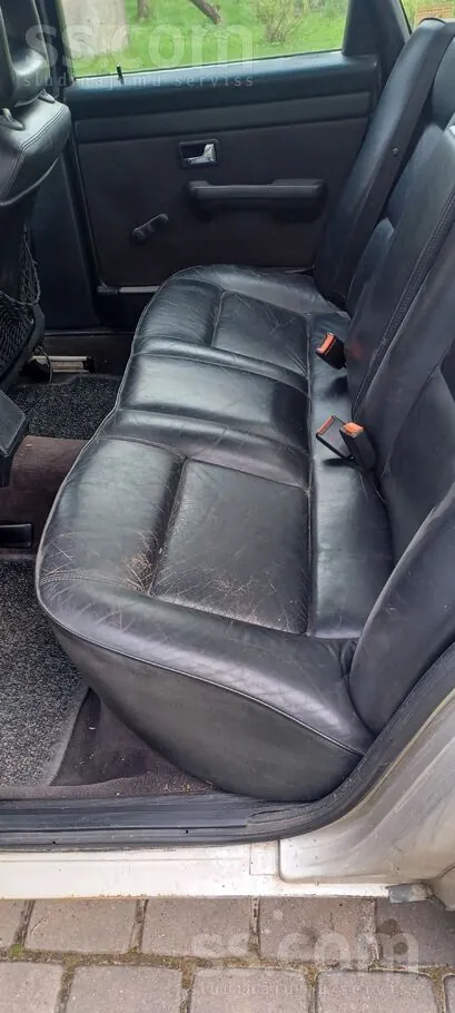 Audi 100 1988 photo 2