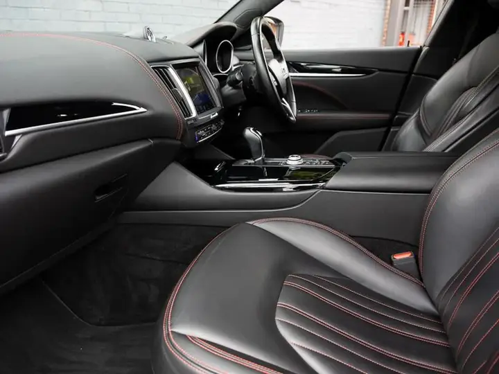 Maserati Levante 2018 photo 5
