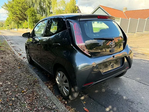 Toyota Aygo 2014 photo 3
