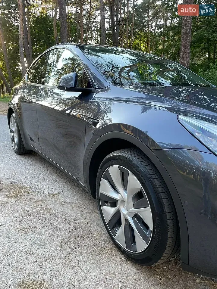 Tesla Model Y 2022 photo 3