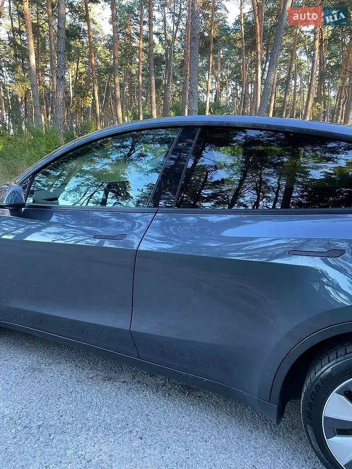 Tesla Model Y 2022 photo 4