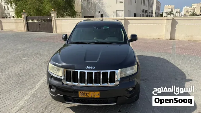 Jeep Grand Cherokee L 2012 photo 2