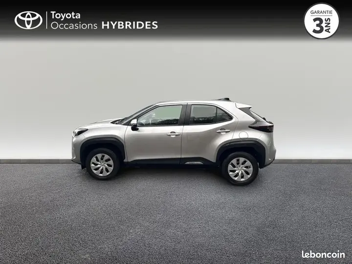 Toyota Yaris Cross 2025 photo 3