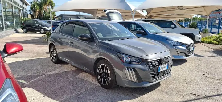 Peugeot 208 2025 photo 4