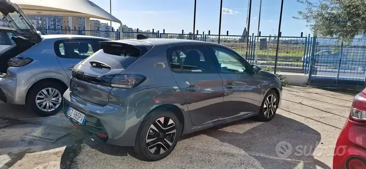 Peugeot 208 2025 photo 5