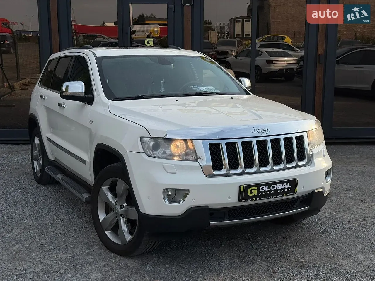 Jeep Grand Cherokee 2012 photo 2