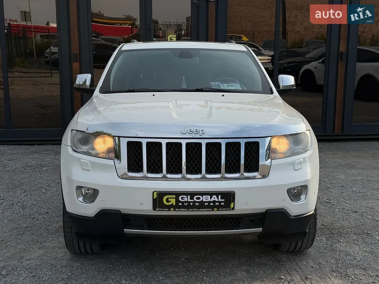 Jeep Grand Cherokee 2012 photo 4