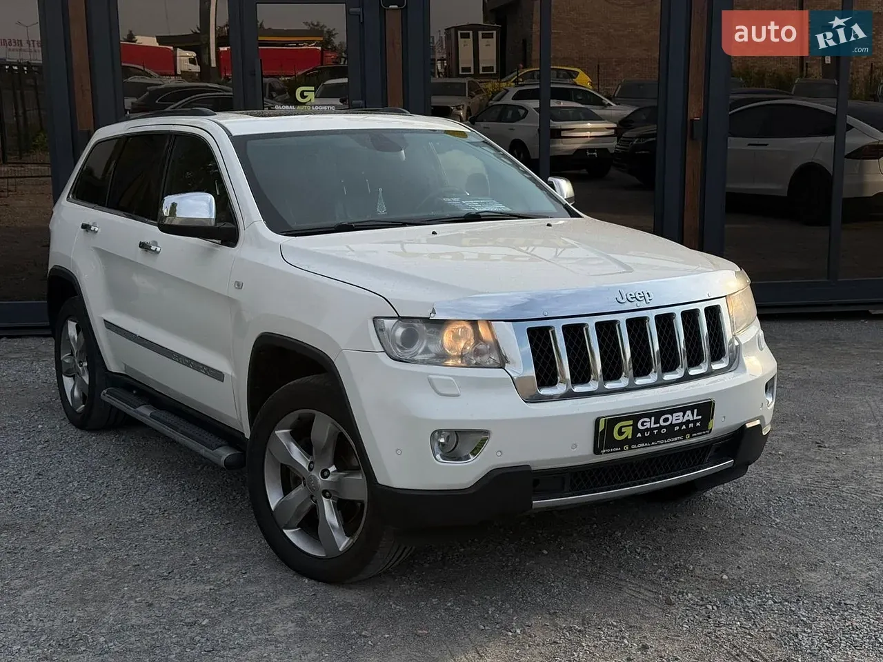 Jeep Grand Cherokee 2012 photo 3
