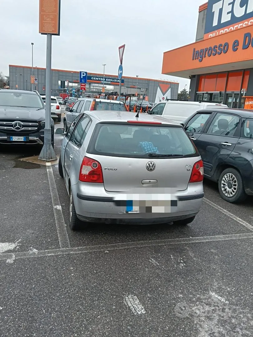 Volkswagen Polo 2002 photo 2