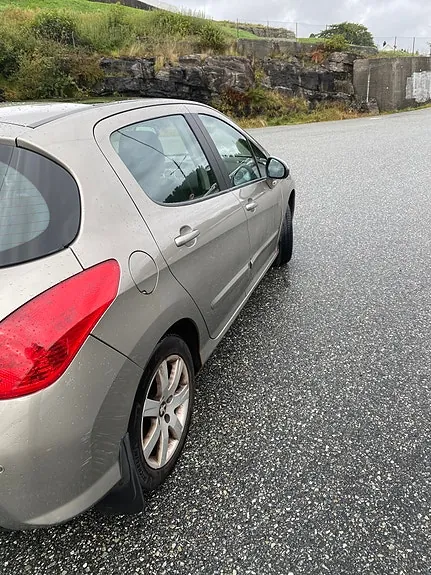 Peugeot 308 2011 photo 4