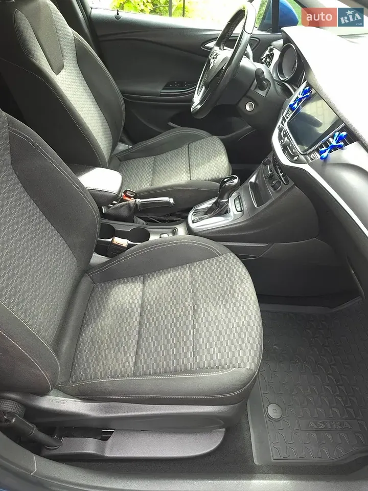 Opel Astra 2016 photo 5