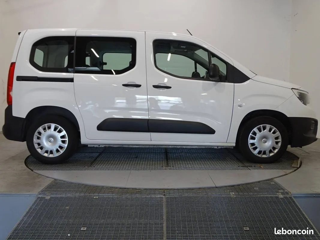 Opel Combo 2022 photo 5