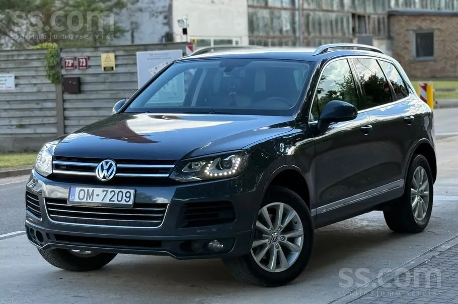 Volkswagen Touareg 2013 photo 2
