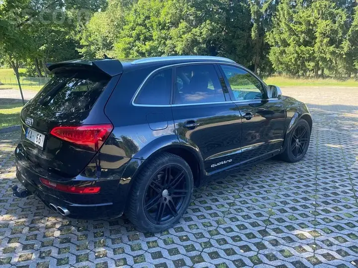 Audi Q5 2010 photo 5
