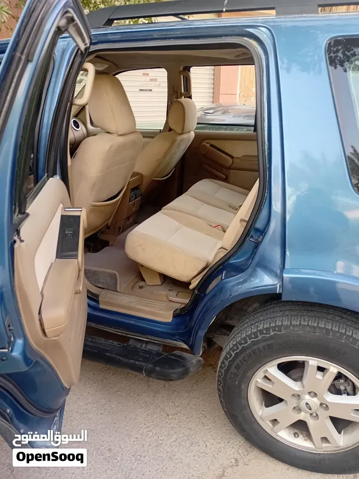 Ford Explorer 2009 photo 2