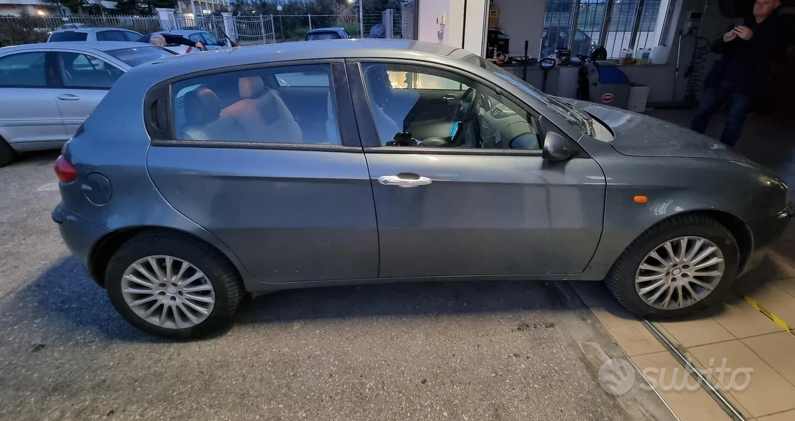 Alfa Romeo 147 2003 photo 3