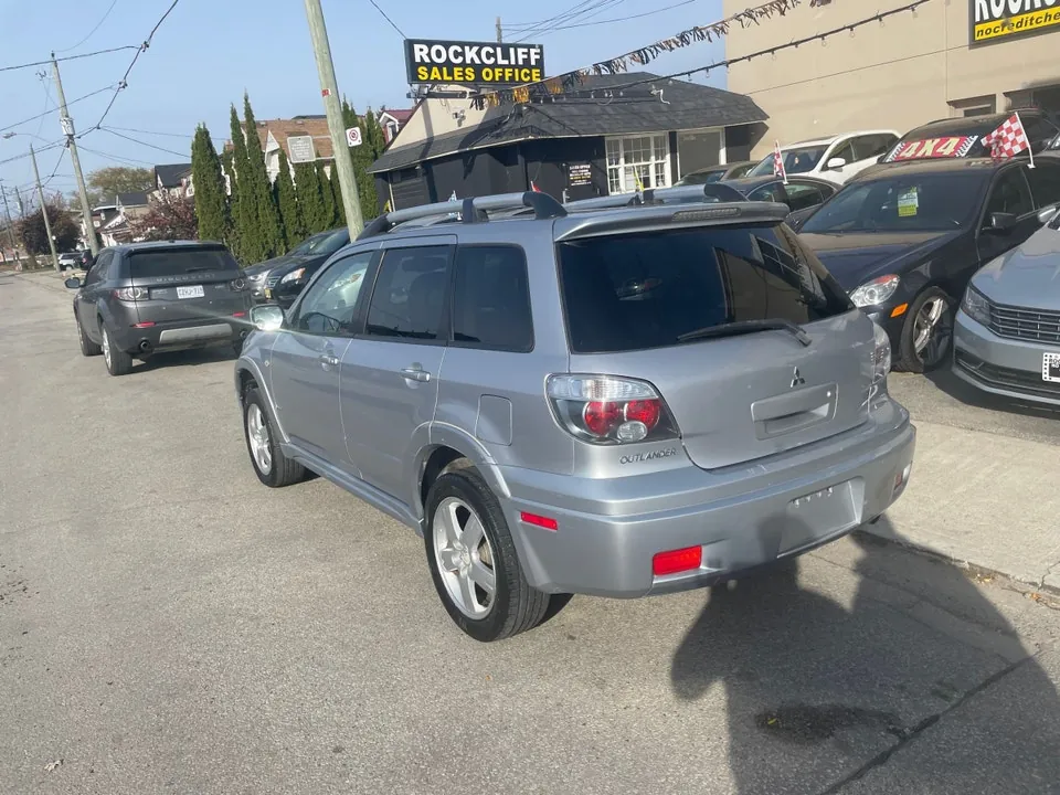 Mitsubishi Outlander 2005 photo 3