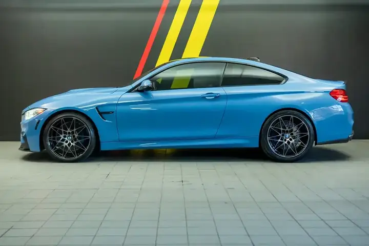 BMW M4 2016 photo 2
