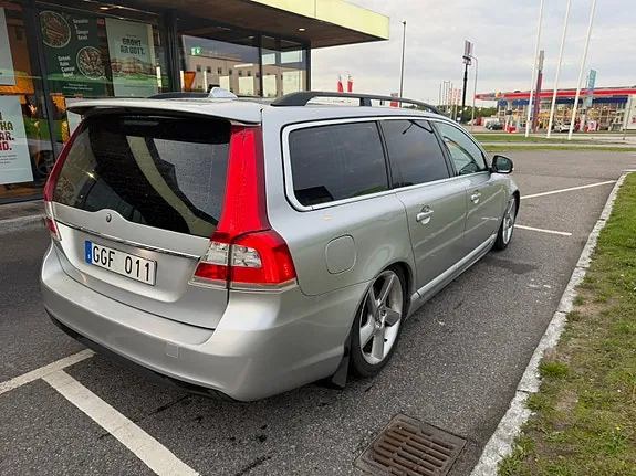Volvo V70 2014 photo 3