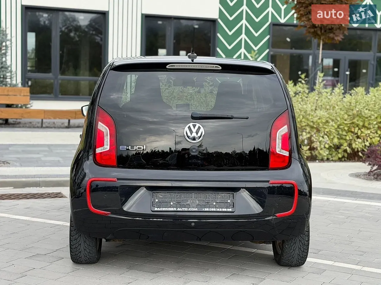 Volkswagen E-Up! 2015 photo 5