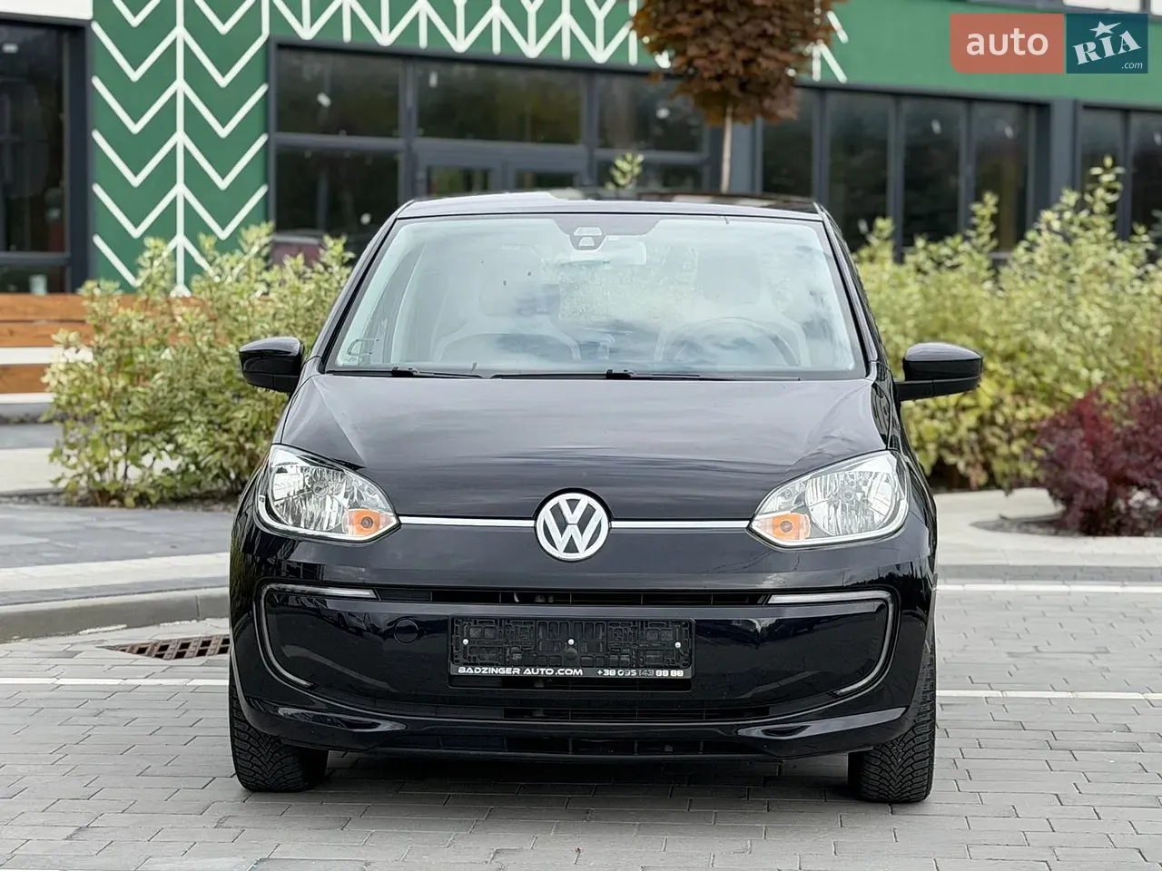 Volkswagen E-Up! 2015 photo 2