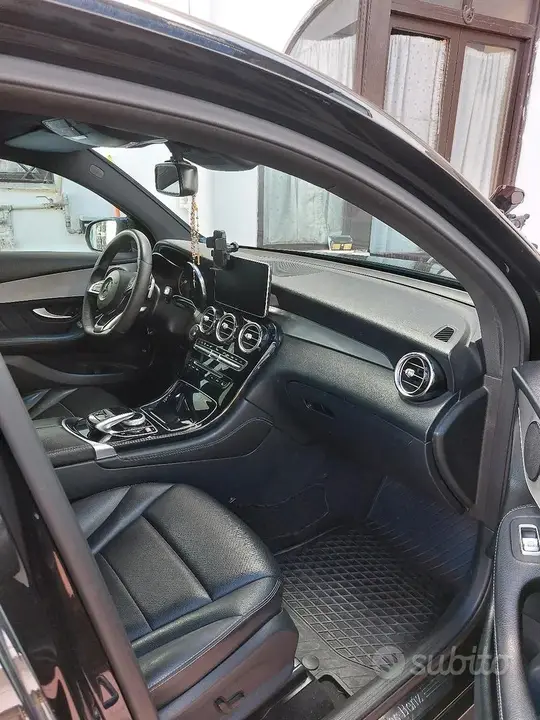 Mercedes-Benz Glc 2018 photo 5