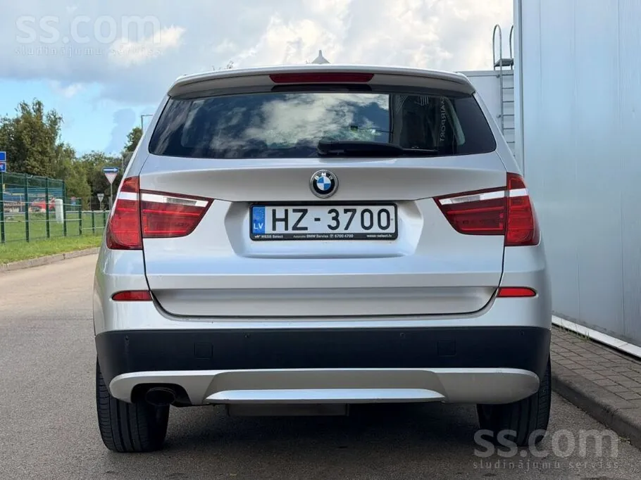 BMW X3 2013 photo 2