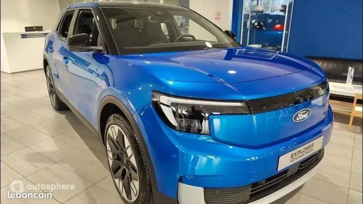 Ford Explorer 2026 photo 3