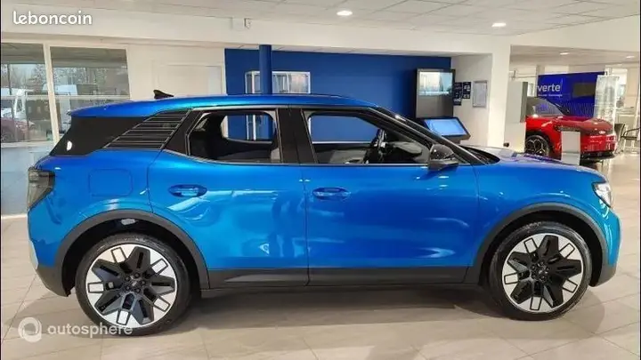 Ford Explorer 2026 photo 4